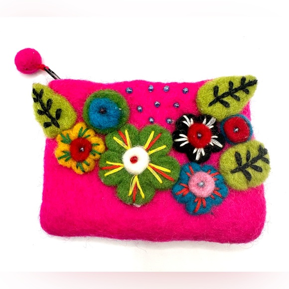NWOT Pink Floral Felted Wool Zippered Coin Pouch- Fair Trade from Nepal - Picture 4 of 11